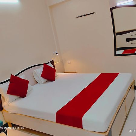 Saigal Guest House Mumbai Bagian luar foto
